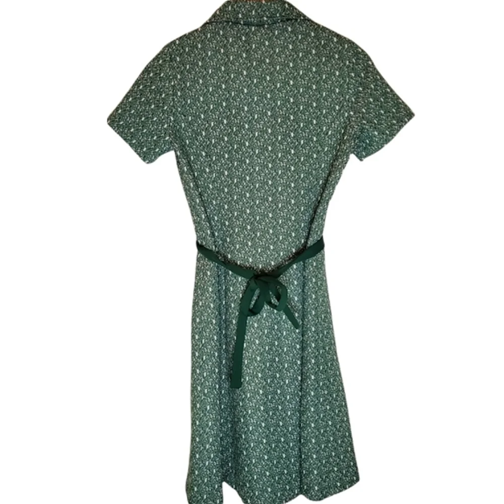 Speedy Green 70s Athletic Polyester Zip-Up Dress with Waist Tie - Picture 2 of 14